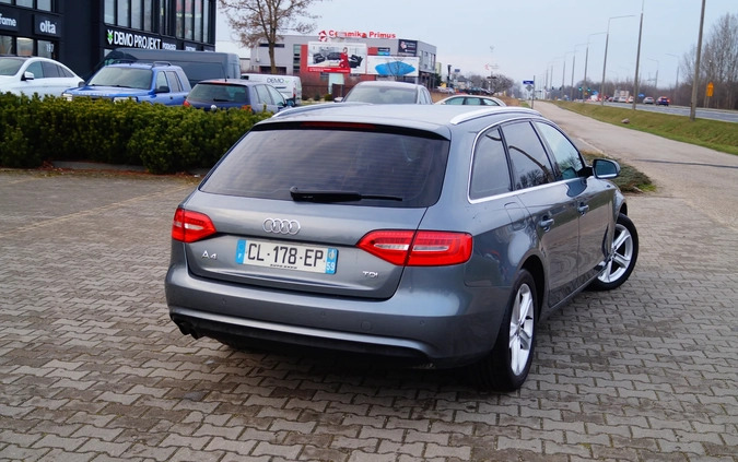 Audi A4 cena 38900 przebieg: 271000, rok produkcji 2012 z Sierpc małe 254